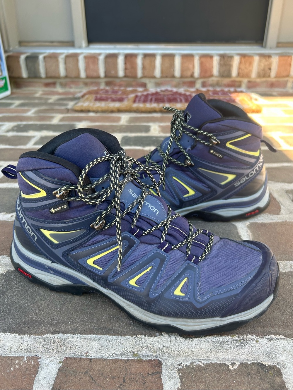 Salomon X Ultra 3 Mid GTX Hiking Boots Blue Yellow 9.5